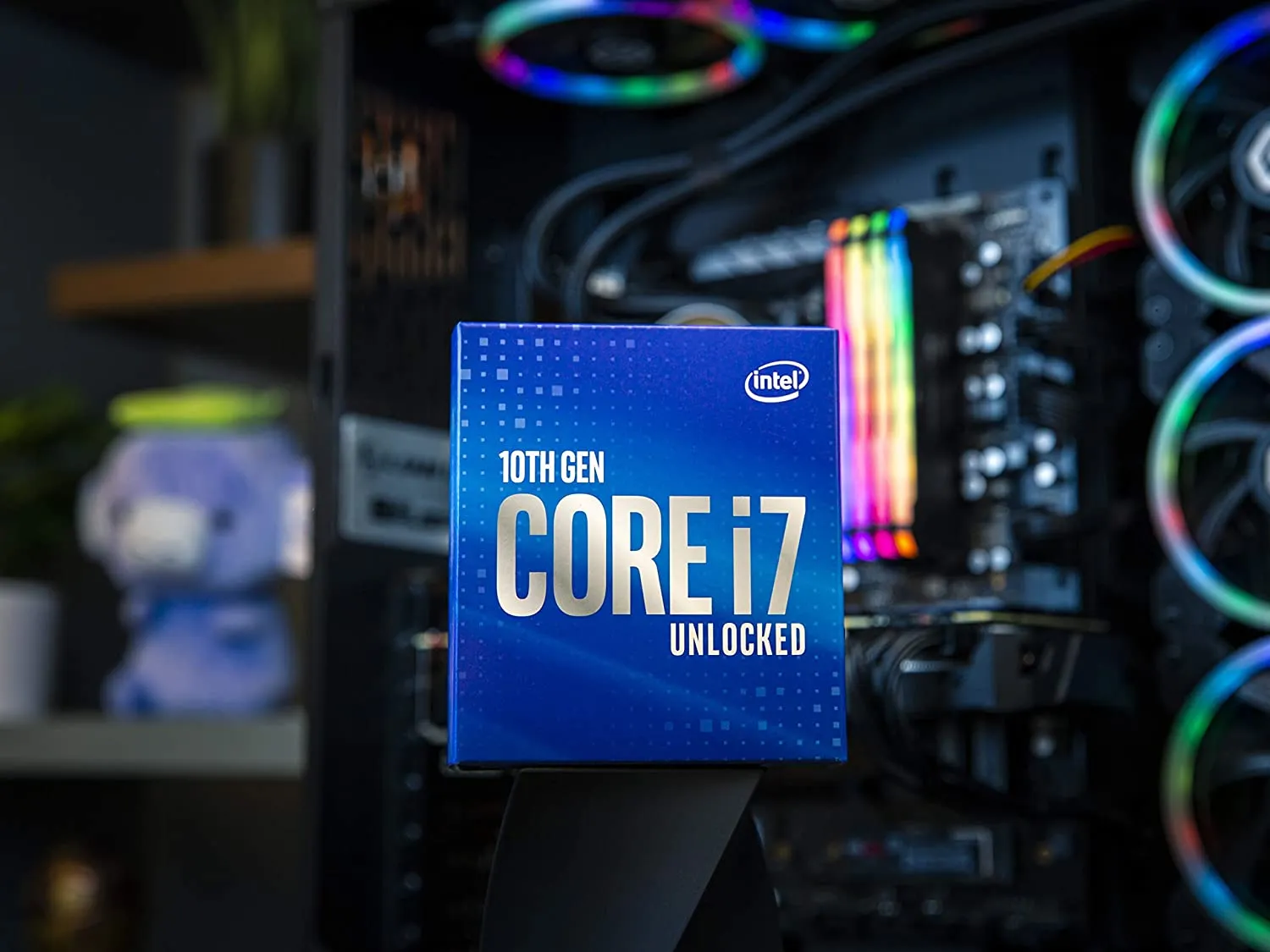 Intel Core i5-9600K 9th Generation Desktop Processor (Unlocked)